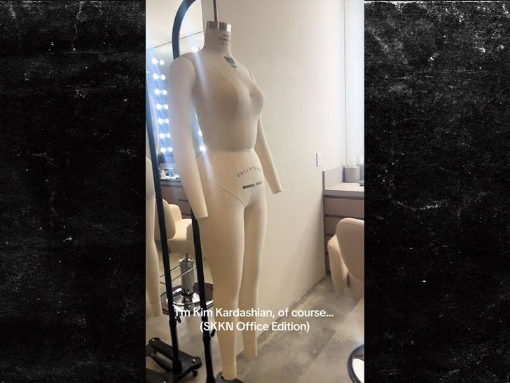 011724-kim-kardashian-5