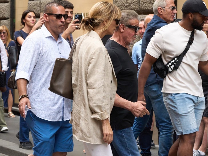 0914-sylvester-stallone-jennifer-flavin-rome-vacation-photos-primary-2