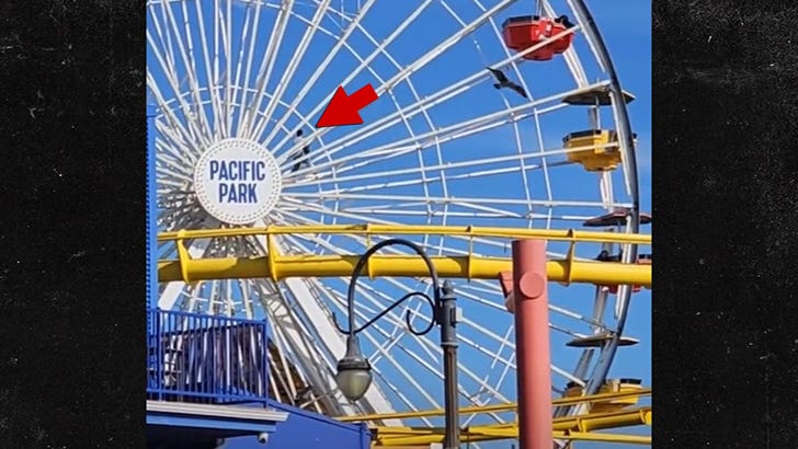 100923-pier-bomb-threat-kal