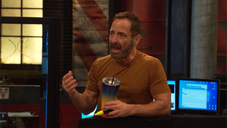 011624_tv_clips_pedro_pascal_kieran_joke.01_01_12_03.Still001