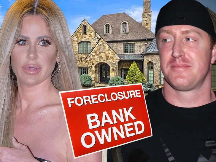 Kim Zolciak kroy foreclosure house