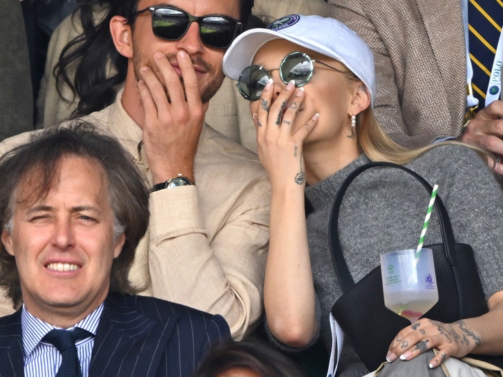 ariana grande getty 4