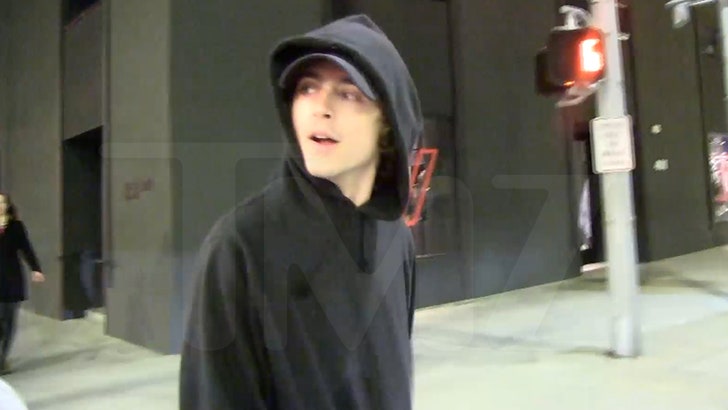 010924_timothee_chalamet_kal