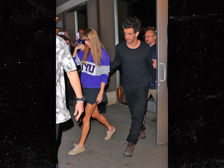 34b6a723e6dc42ff833195fb708cc9ae_md Taylor Swift's Electric Lady Studios Sesh