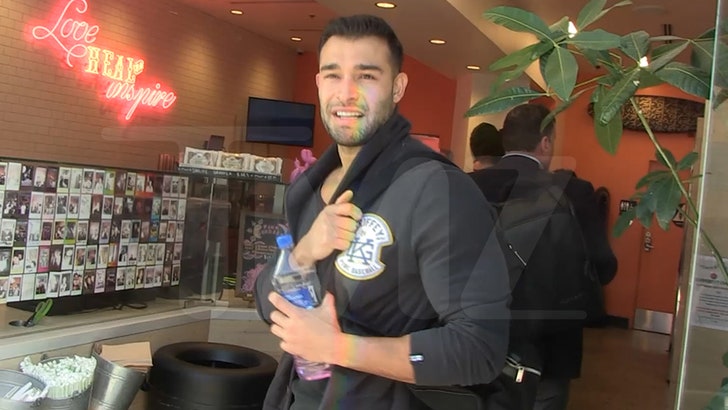 120623_sam_asghari_kal