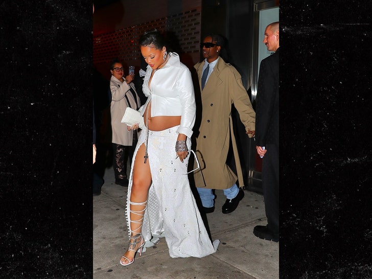 Rihanna and Asap arriving and leaving their afterparty at Virgo in NYC bg 2