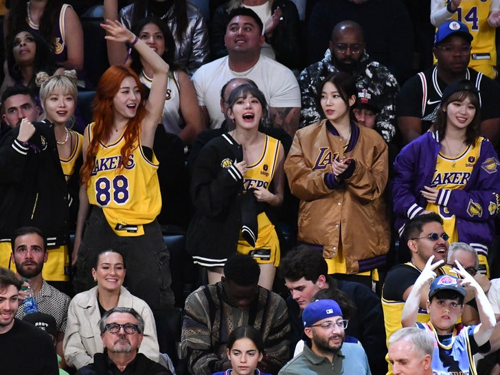 1102-Stars-At-The-Lakers-vs-Clippers-Game-primary