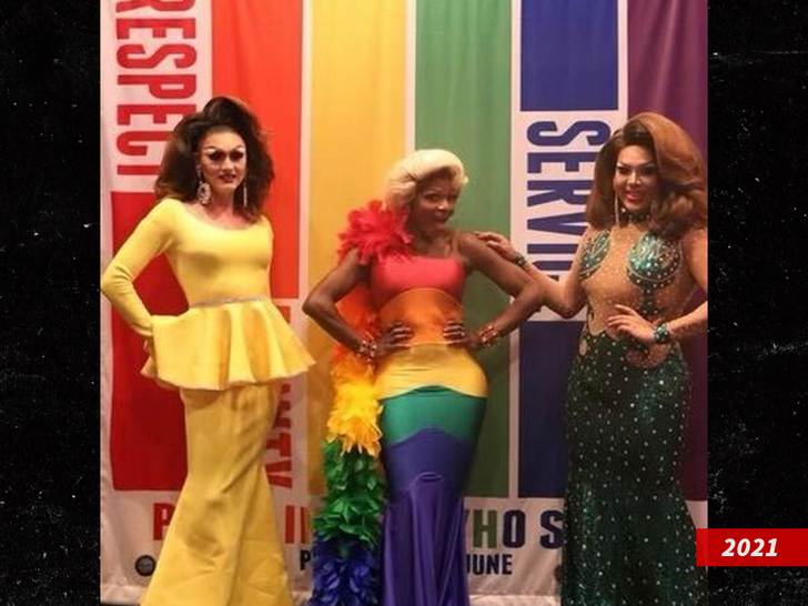 4434beec2c49404c8148ee2af8195e3b_md coco montrese