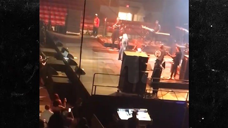 010124_monica_performance-kal