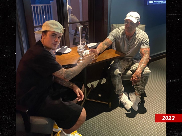 463fbefef2bc446698e16cc8166b14d3_md jeremy bieber justin bieber