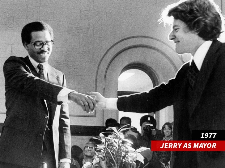 485025fa15cc471cb293956c15d94224_md-2 jerry springer