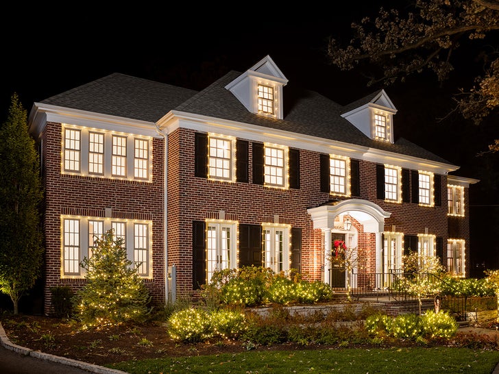 'Home Alone' House Hits Airbnb For One Night Only