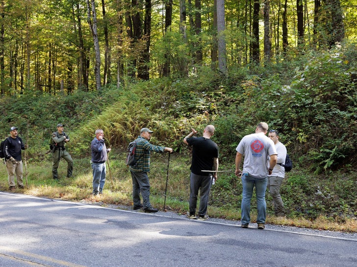 1002 search for girl X - @GovKathyHochul