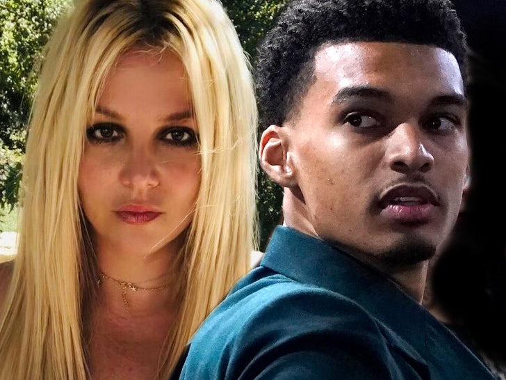 4f26002fffe94ab08a0cc394f0eea957_md 0706 britney spears victor getty comp