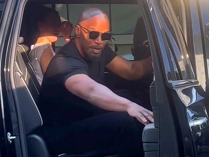 071123-jamie-foxx-primary4