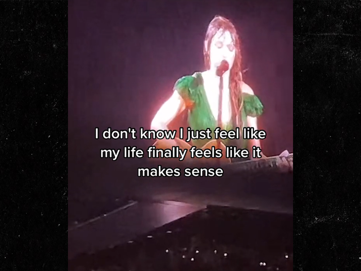 5395407725db404daffbfb1b4fc5f2ff_md taylor swift crying