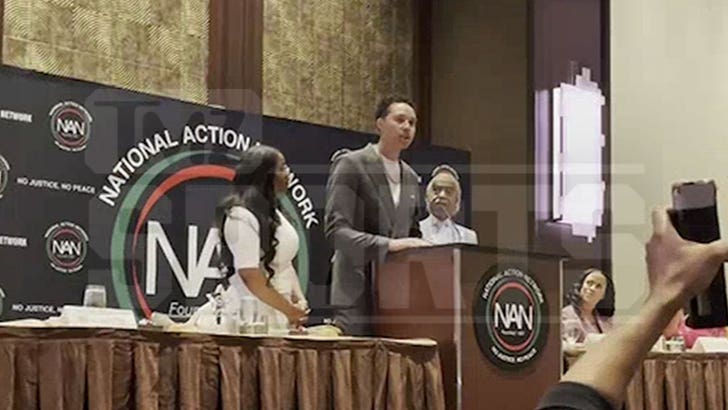 55f9e8b7917544fdb873d7a6ad52f8a8_md 041323-britney-griner-kal