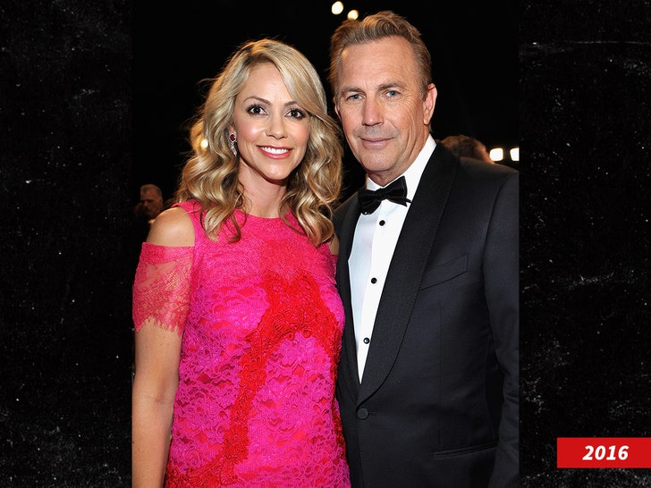 5983fccb1b9d4a91bab714f8fcea46cf_md-3 Christine Baumgartner kevin costner getty 4