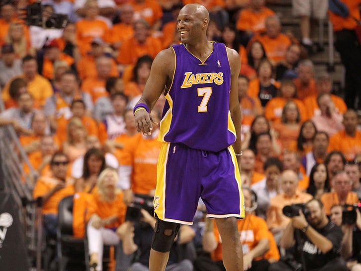 Lamar Odom -- Basketballin'