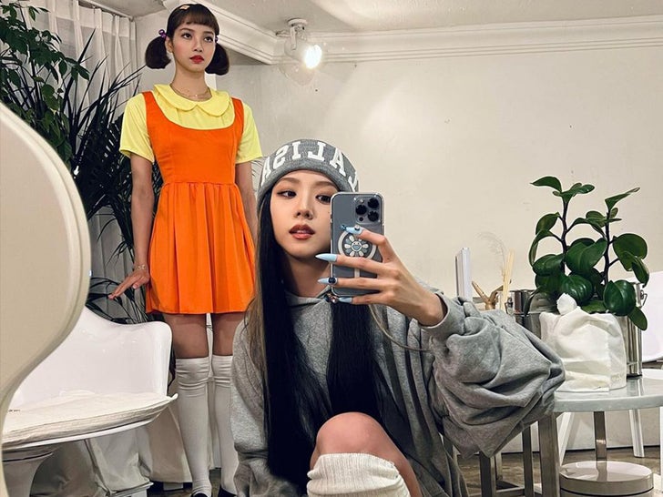 1009-Kpop-Idols-Dressed-Up-For-Halloween-Sub1