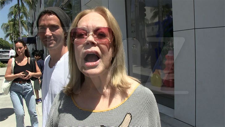 5ee3107d2b5849138bb80fbe575101dd_md-4 07023-josh-flagg-candy-spelling-kal