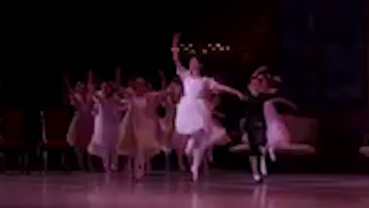 5f0fcb7465534d7dafdd4a079456359d_md 121423_jay_mewes_kal