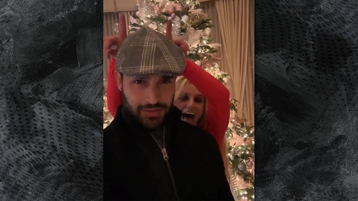 051123_britney_marriage_kal