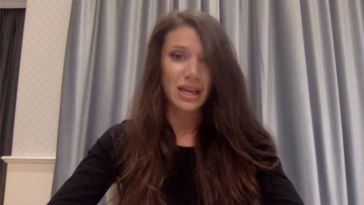 6057df5eef50488c8217b186cc8d9b1a_md 031821_armie_hammer_effie_kal