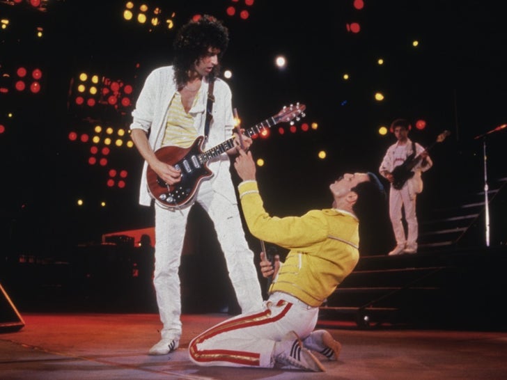 Queen's Rocking Performance Photos
