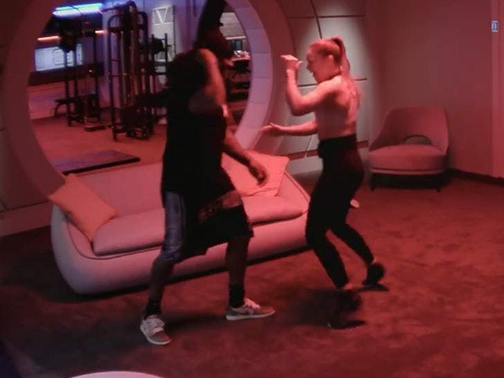 Marshawn Lynch, Ronda Rousey