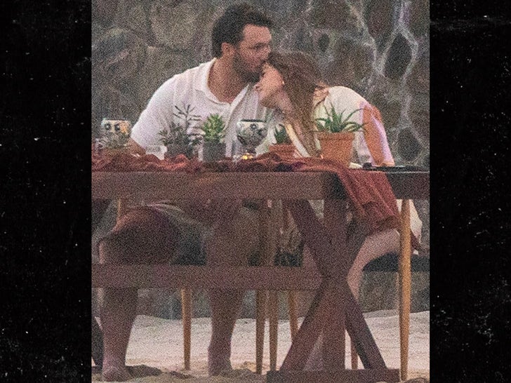 0707-Josh-Allen-And-Hailee-Steinfeld-Kissing-SUB-2