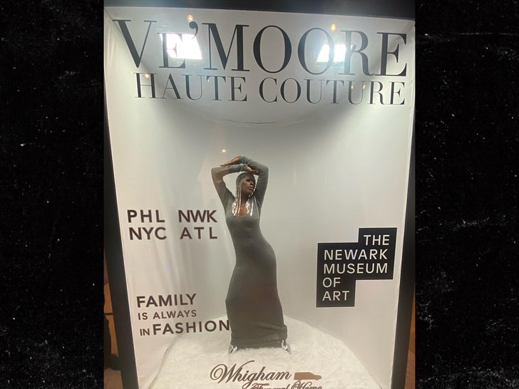 6a0693c071294c4396fe850da3c306d3_md Erica L Carrington insta 1