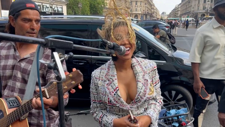 6a6573d6b67441d496b9c61e2bcb2069_md 070323-cardi-b-kal