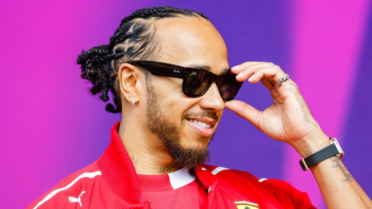 7-1770141808611 Picture of Lewis Hamilton