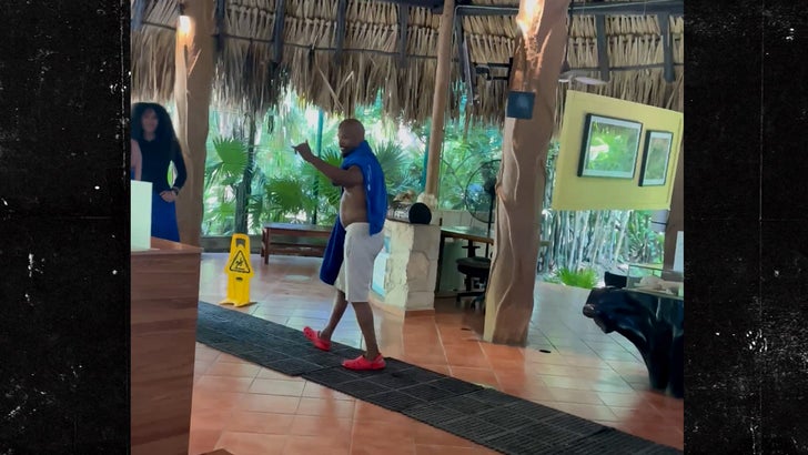 081823-jamie-foxx-kal