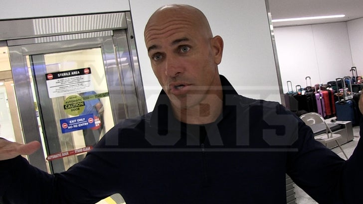 081023-kelly-slater-kal