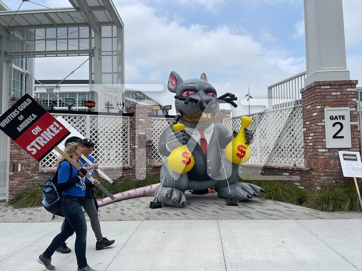 051523-amazon-studios-sub3