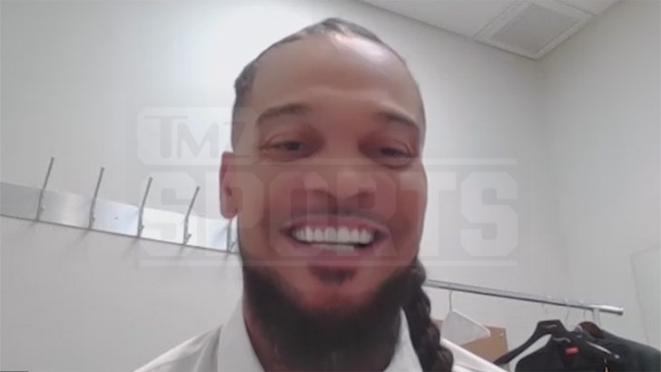 112123_channing_crowder_thanksgiving_games_kal