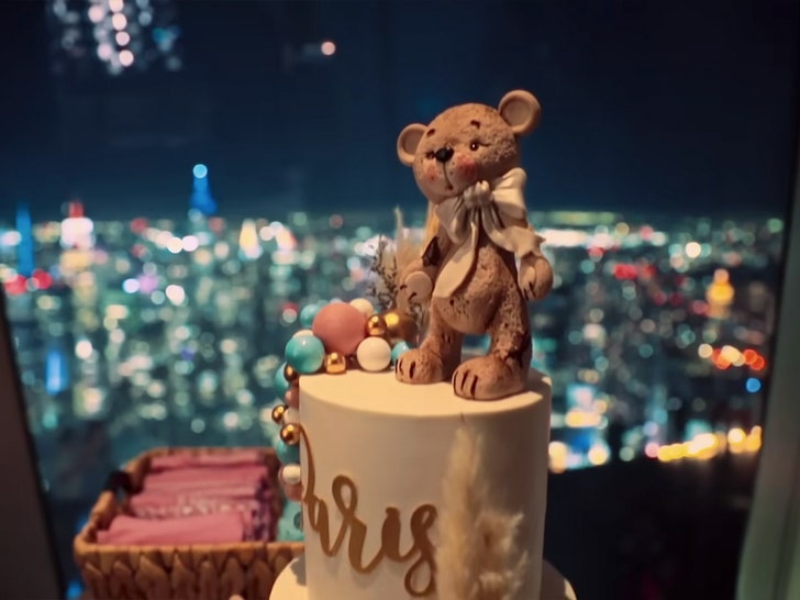 maluma baby name cake paris 1