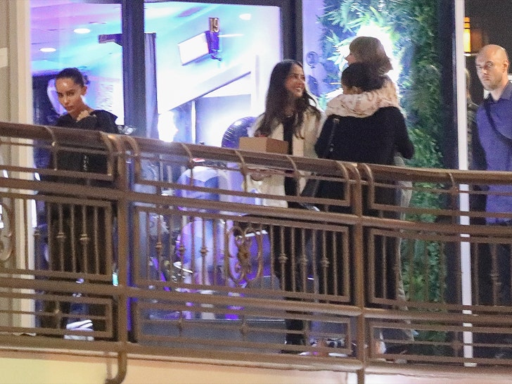 taylor swift selena gomez bg 3