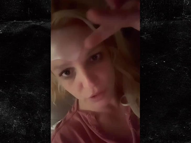 081123-britney-spears-1