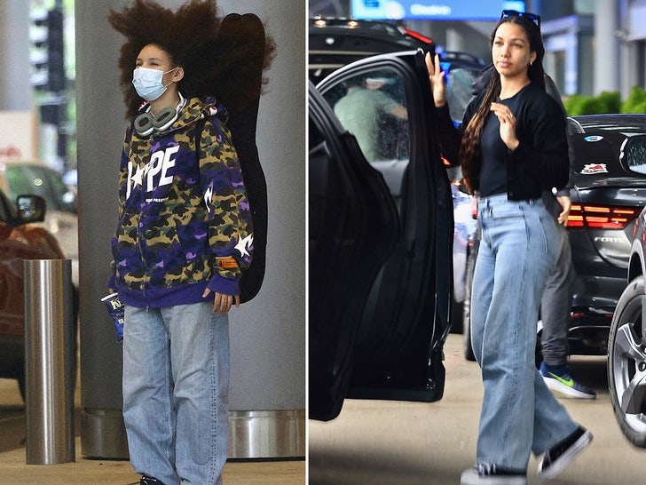 Family Visits Jamie Foxx In Physical Rehabilitation Center