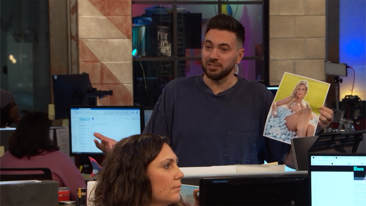 041223_tv_clips_paige_spirinac_naked.01_00_07_19.Still001