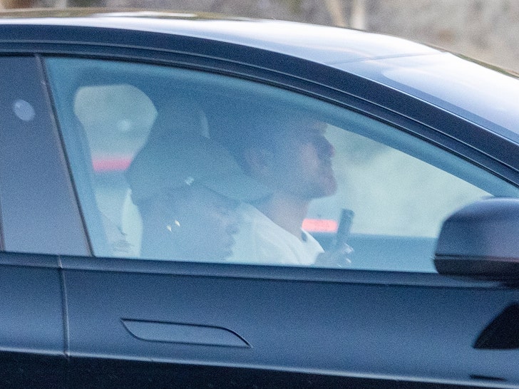 Joshua JacksonLupita Nyong'o