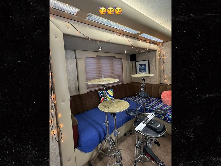 kourtney kardashian insta