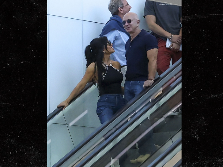 jeff bezos and lauren sanchez in Miami