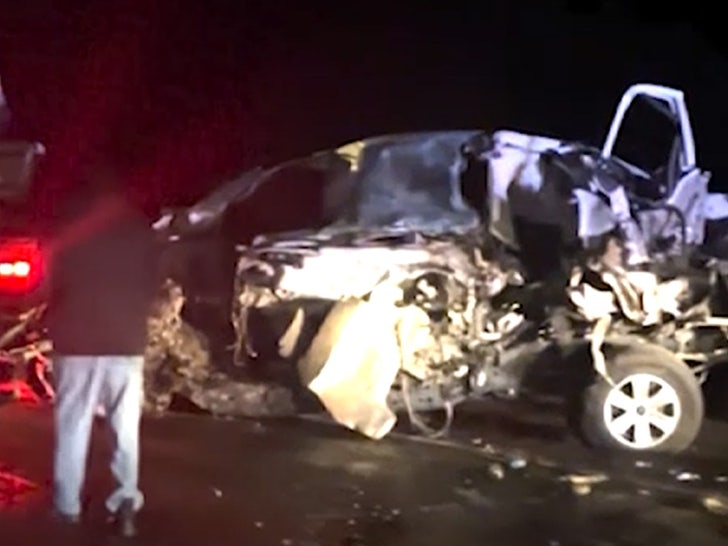 8092b2aa6aa94485a8c1978fc8a27a1d_md Laura Lynch