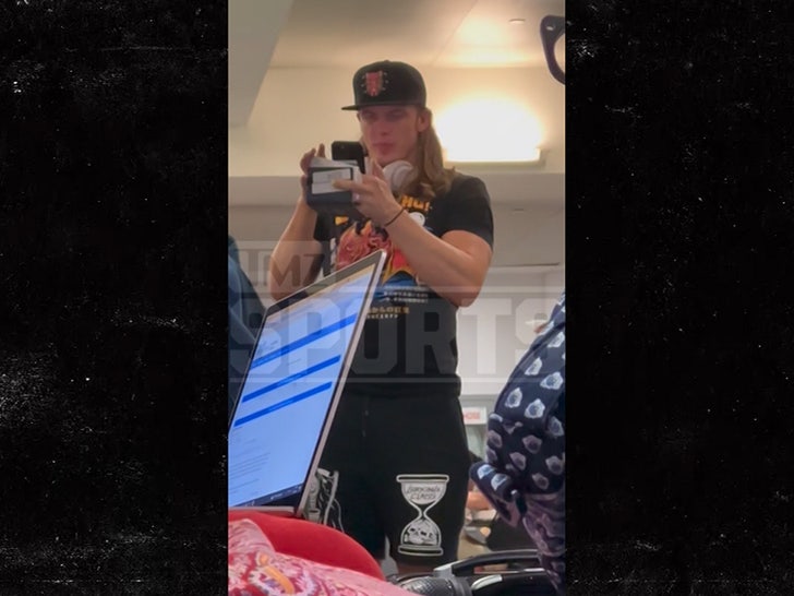 092923_matt_riddleSub2