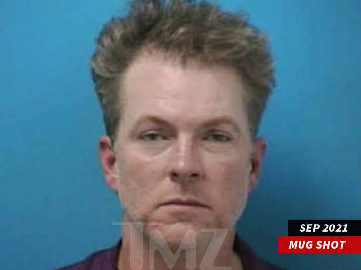 80cdd0405a8c444c903203bb2b4f4e5f_md Joe Don Rooney mug shot