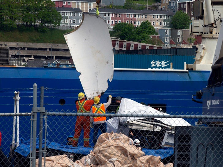0628-0628-Titanic-Subermsible-Wreckage-SUB-1